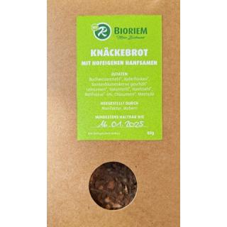 Knäckebrot aus hofeigenen Hanfsamen